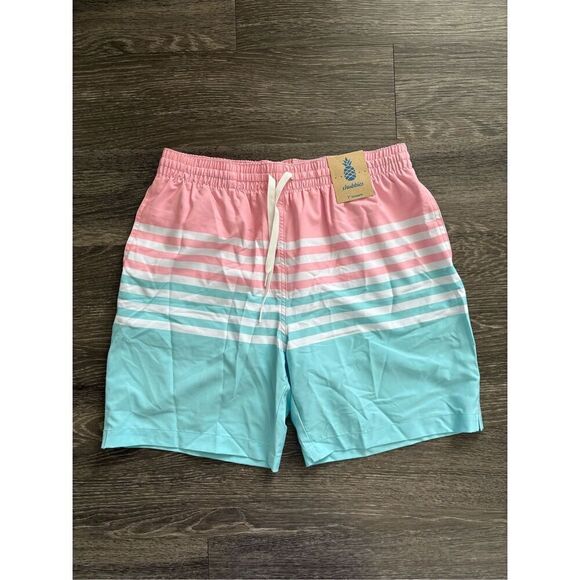 NWT Chubbies Men’s On The Horizons Classic Swim Trunk 7” Size Large - Picture 1 of 7
